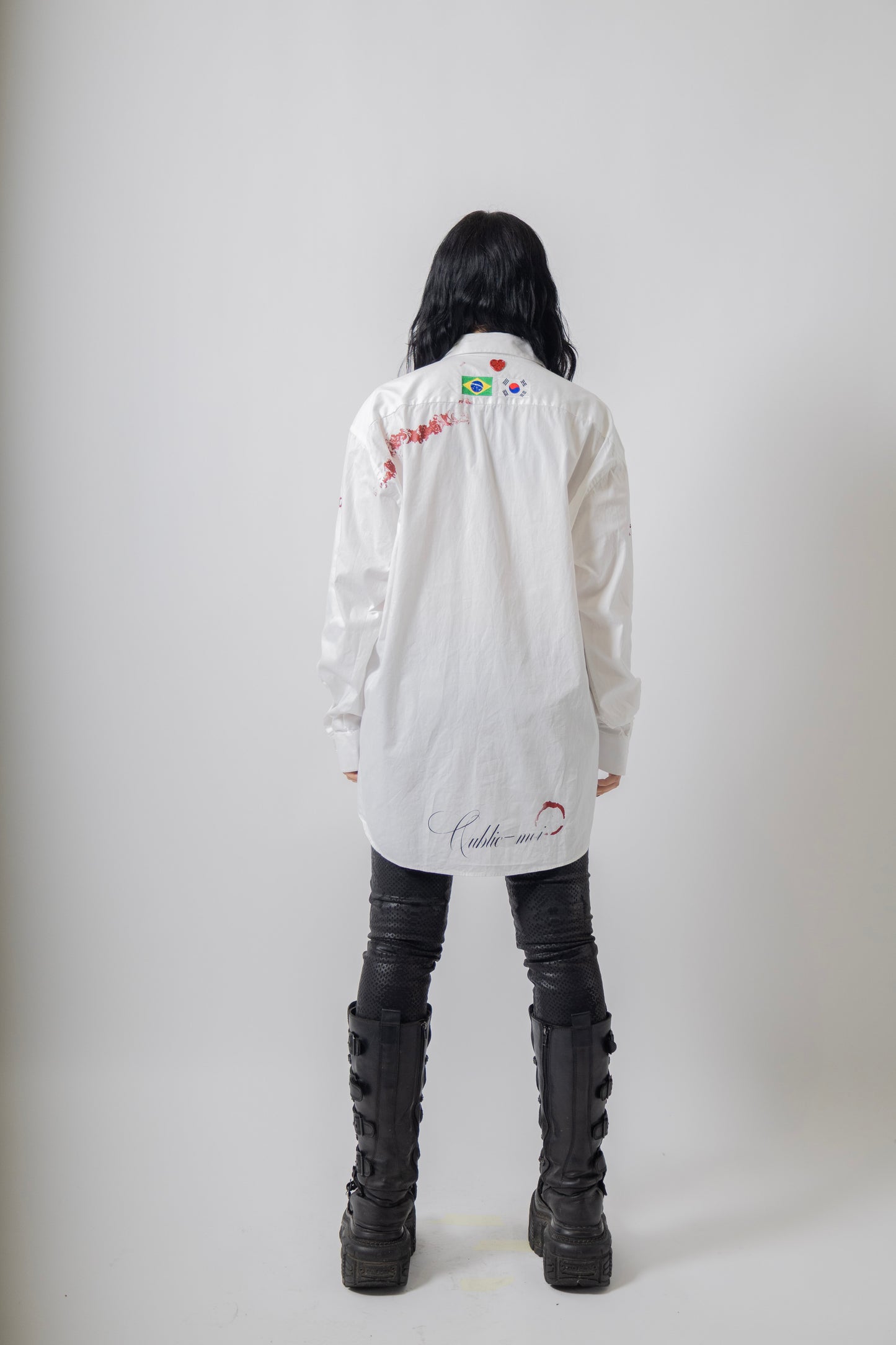 1 Chemise de la collection Saint-Valentin « Oublie-moi »
