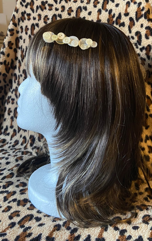 Barrette bouton simple blanche
